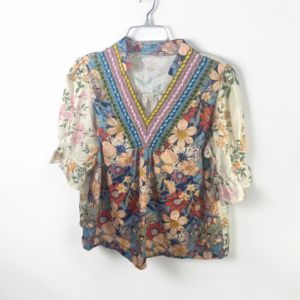 Floral Patchwork V-Neck Blouse with Crochet Trim Puff Sleeve XL